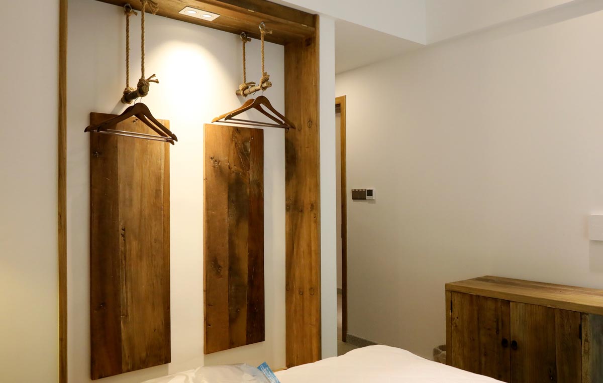 实木家具工厂 老榆木家具 老门板家具 全屋定制 实木家具工厂 老榆木家具 老门板家具 全屋定制