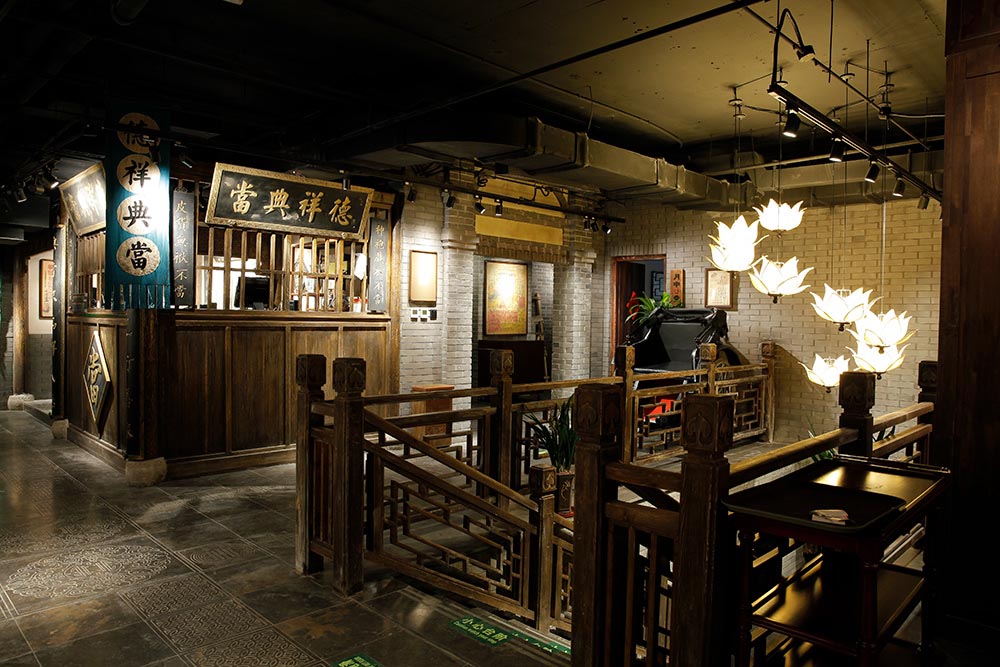 实木家具工厂 老榆木家具 老门板家具 仿古做旧家具 实木家具工厂 老榆木家具 老门板家具 仿古做旧家具