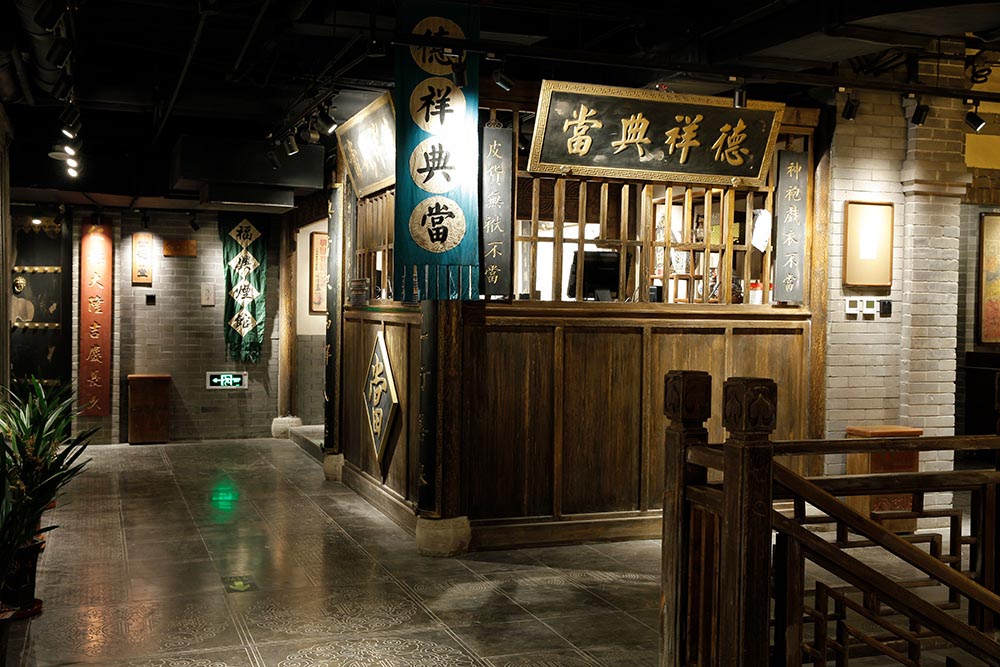 实木家具工厂 老榆木家具 老门板家具 仿古做旧家具 实木家具工厂 老榆木家具 老门板家具 仿古做旧家具