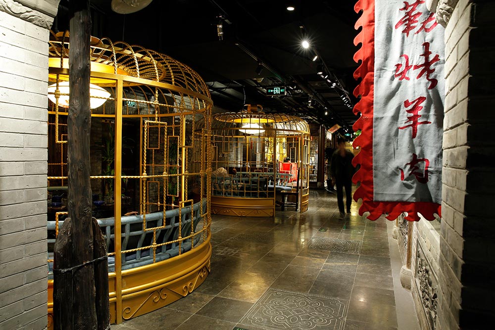 实木家具工厂 老榆木家具 老门板家具 仿古做旧家具 实木家具工厂 老榆木家具 老门板家具 仿古做旧家具