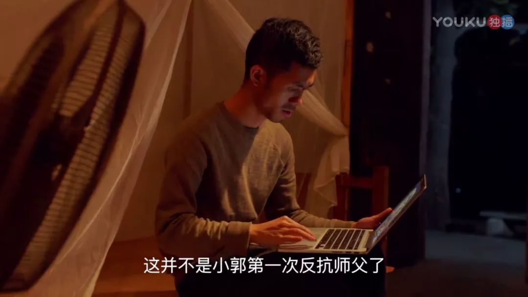 手工家具 定制 实木家具 老榆木 老门板 匠人 仿古 新中式 手工家具 定制 实木家具 老榆木 老门板 匠人 仿古 新中式